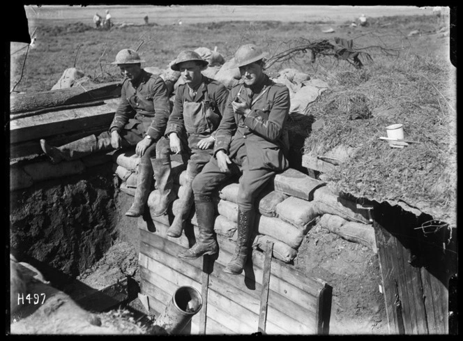 A quiet day on the Somme, N Z Trench Mortar officers in the gun pit, near Colincamps