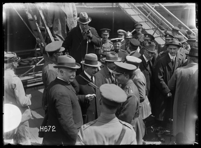 The ministers on the Quay immediately after their arrival in France, Boulogne