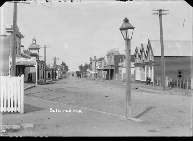 High Street, Bulls