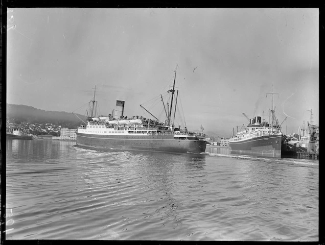 The ship Hinemoa