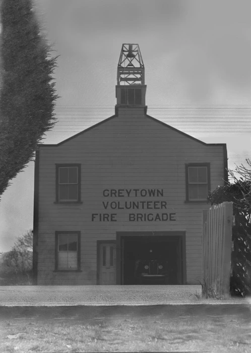 Photographs of Wellington and Wairapapa buildings and architectural detail