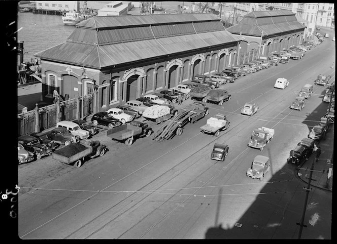 Cars and trucks on Customhouse Quay