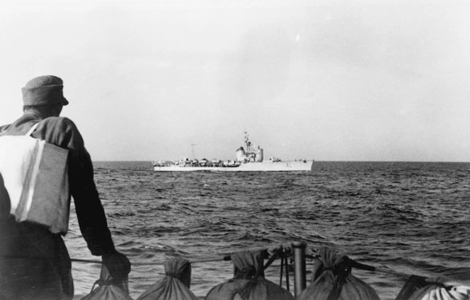 Italian destroyer, Aldebaran, en route to Crete