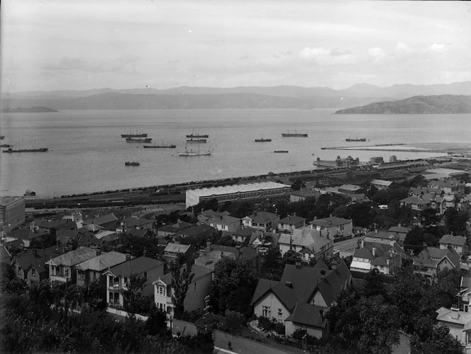 Looking south east over Thorndon and Wellington Harbour