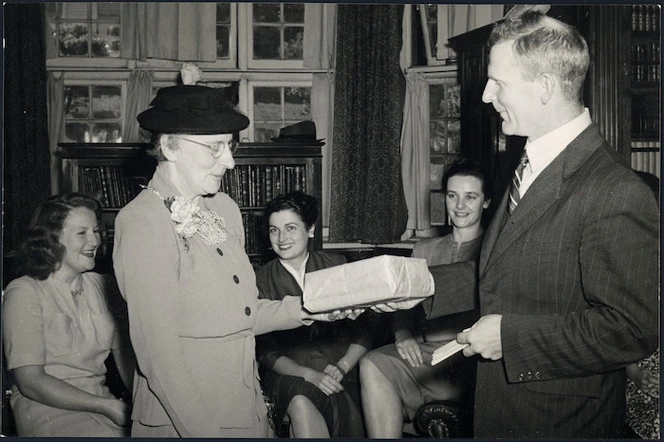 Alice Woodhouse, probably at her farewell from the Alexander Turnbull Library - Photograph taken by Photo News Ltd