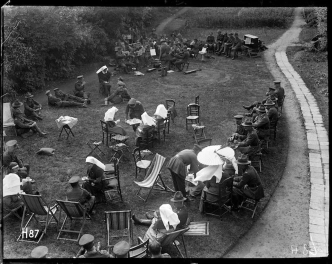 Nurses of the New Zealand Stationary Hospital give a garden party in the grounds