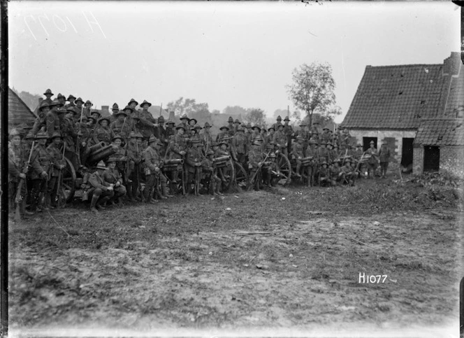 New Zealand soldiers with captured guns in Esnes, France, World War I