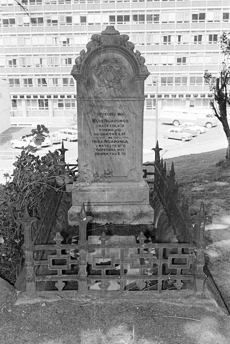 Ngaponga family grave, plot 53.A, Sydney Street Cemetery.