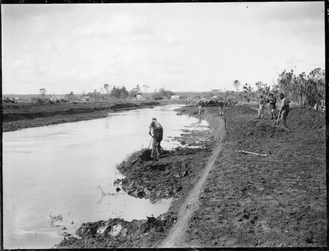 Digging drainage ditch, Kaitaia swamp