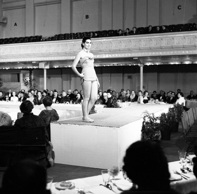 Fashion parade, Wellington Town Hall