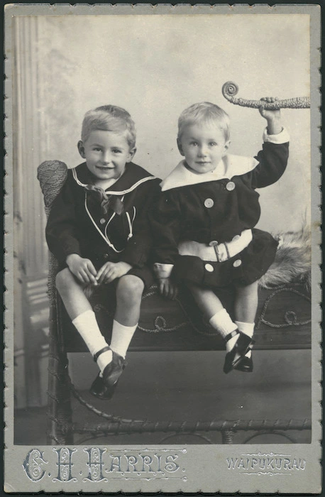 Portrait of Edward and James Bibby as children