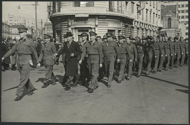 Parade of returned men and men on furlough, Wellington