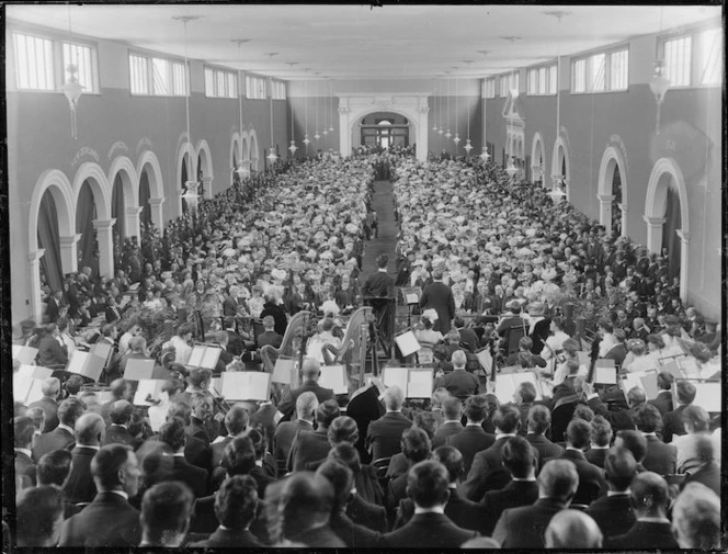 Alfred Hill and orchestra at the opening ceremony of the New Zealand International Exhibition, Christchurch