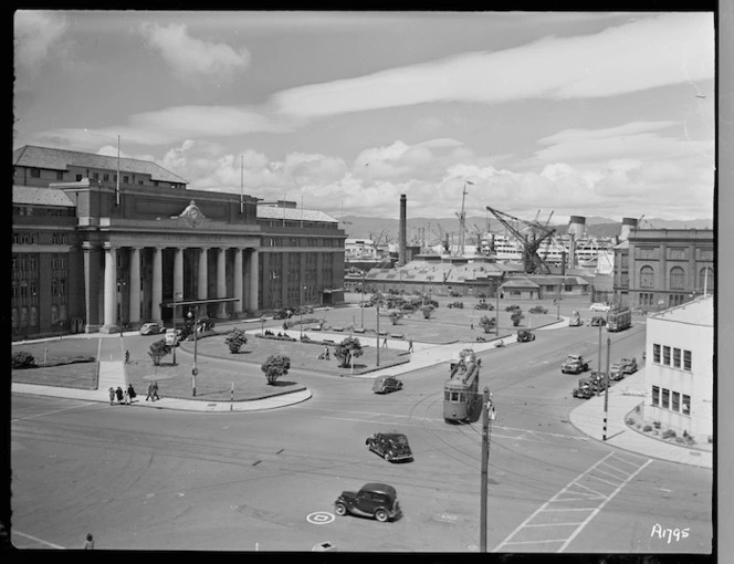 Bunny Street, Wellington, including Wellington Railway Station