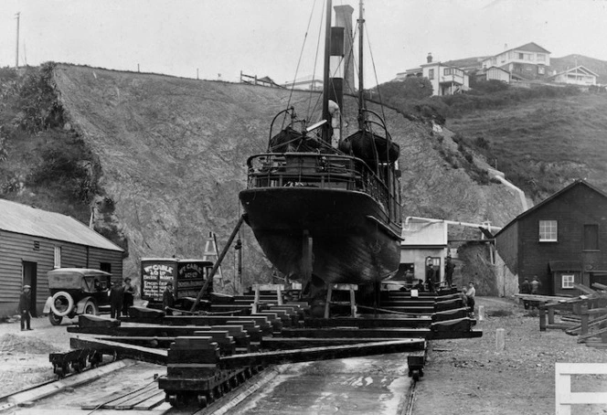Smith, Sydney Charles :Vessel on the patent slip at Evans Bay, Wellington