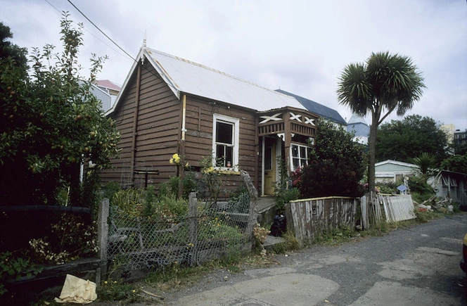 At Tonks Avenue, Wellington