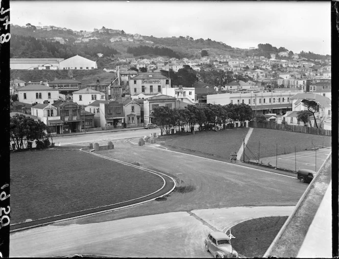 New drive and gates under construction at Wellington Hospital