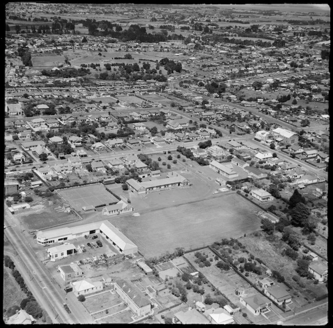 Otahuhu School, Auckland, and surrounding area