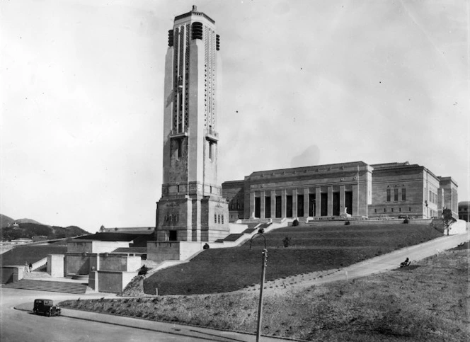 National War Memorial with the Dominion Museum and National Art Gallery