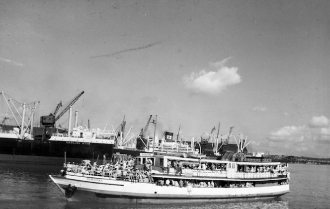 The ferry Baroona with the ship English Star in the background