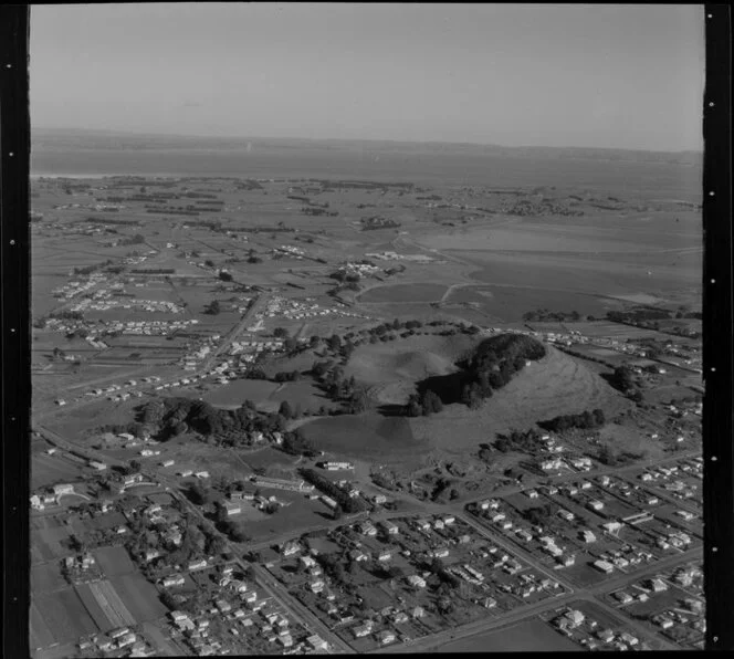 Mangere Mountain, Auckland