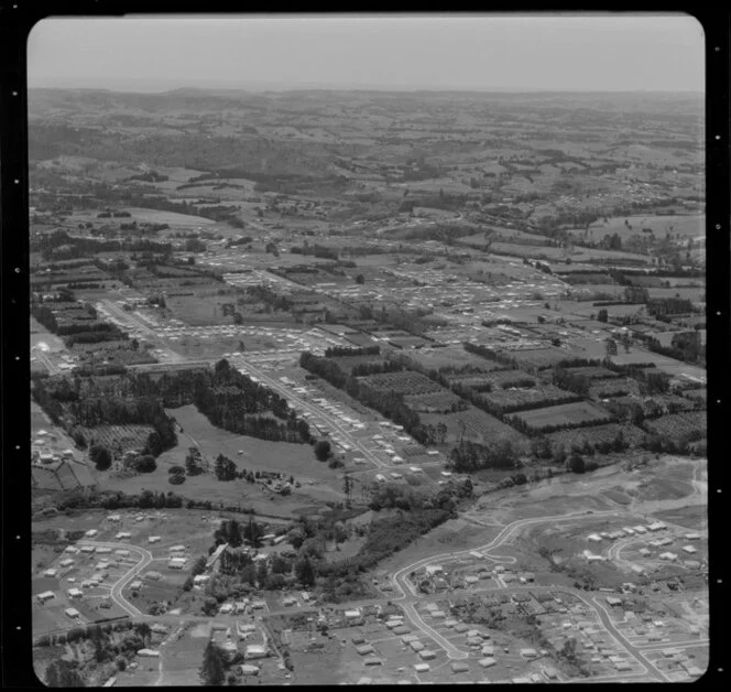 Henderson, Waitakere City