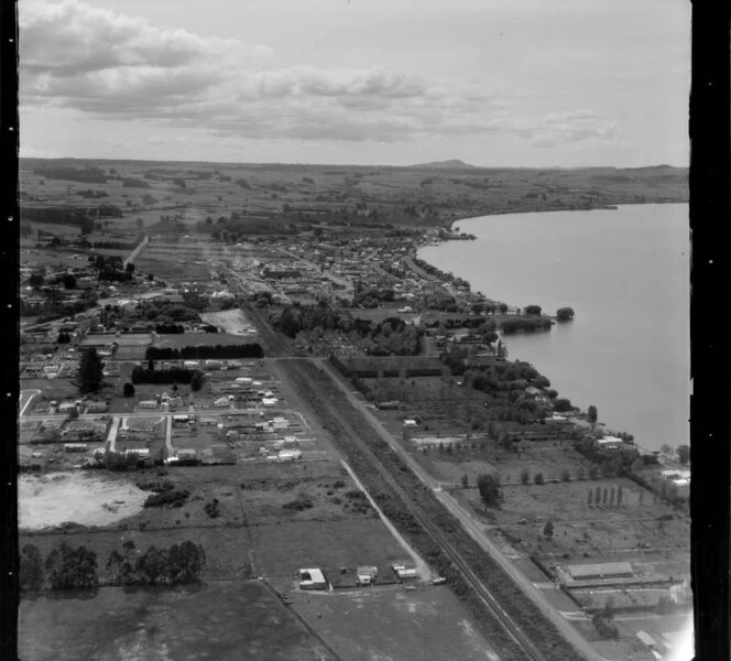 Ngongotoha, Rotorua, including the Lake