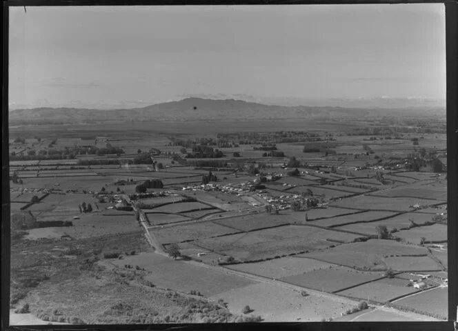 Ohaupo, Waikato, with Mount Maungatautari on skyline