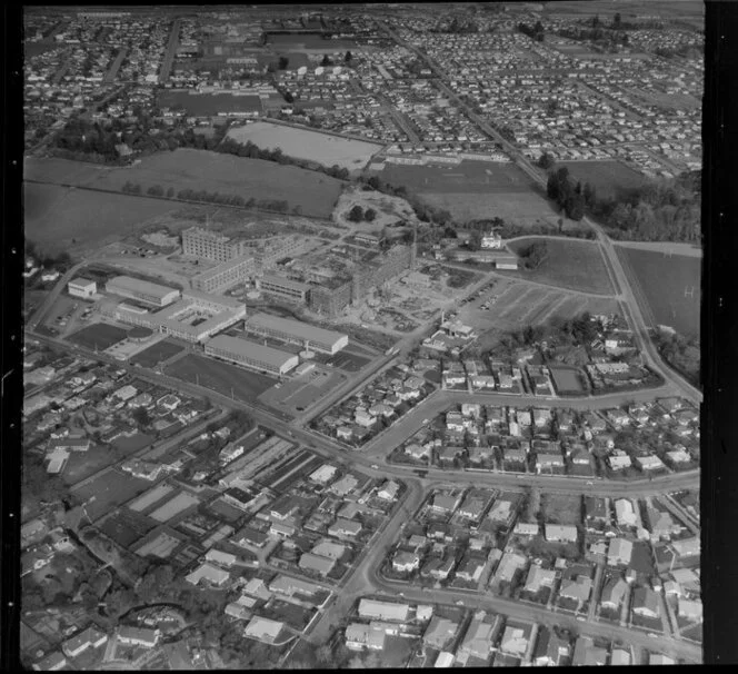 Ilam, Christchurch, showing the University of Canterbury, with the Faculty of Science buildings under construction