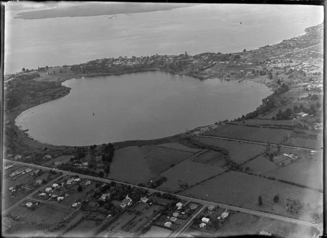 Lake Takapuna (Lake Pupuke), Auckland