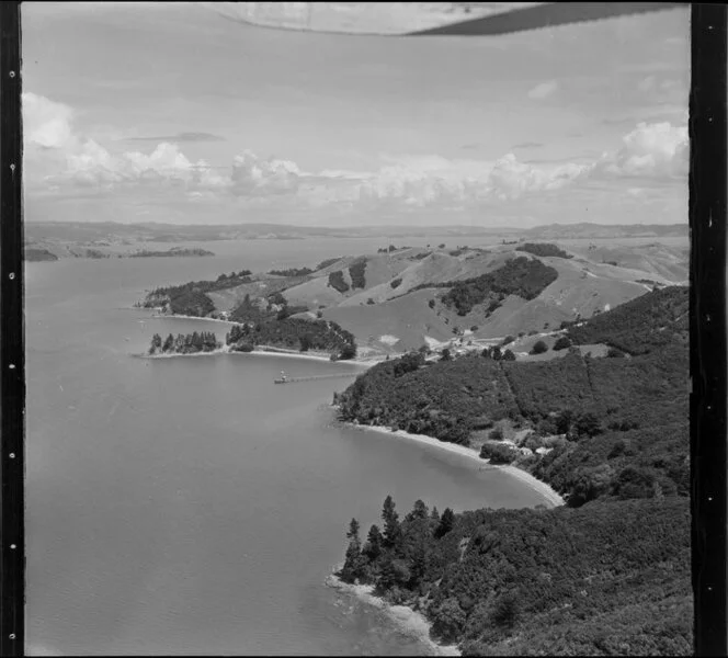 Days Bay and Cowes Bay, Waiheke Island, Hauraki Gulf, Auckland Region