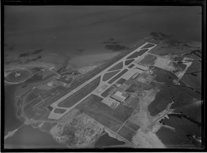 Auckland International Airport, Mangere, development