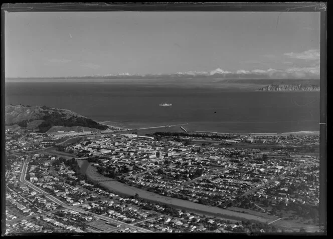 Taruheru river, Gisborne