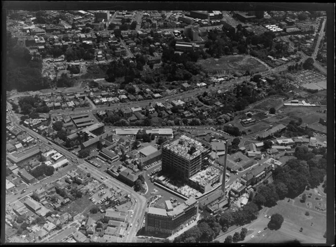 Auckland City Hospital under construction