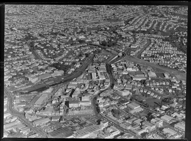 Auckland City, including Southern Motorway and Eden Crescent