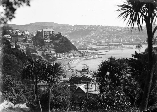 Oriental Bay, Wellington, looking towards the city