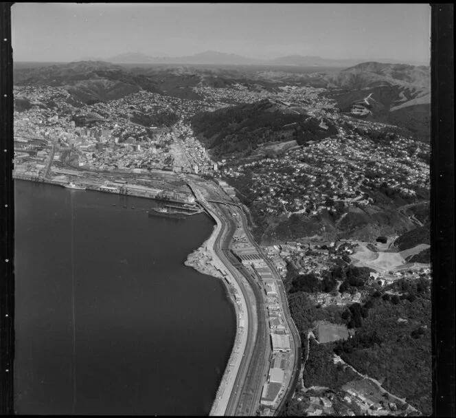 Wellington Harbour, including Wellington Urban Motorway