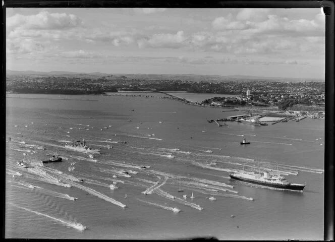 Royal Yacht Britannia entering Auckland Harbour