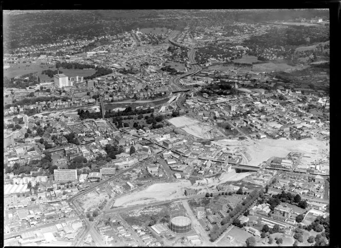 Auckland Southern Motorway, Karangahape Road access