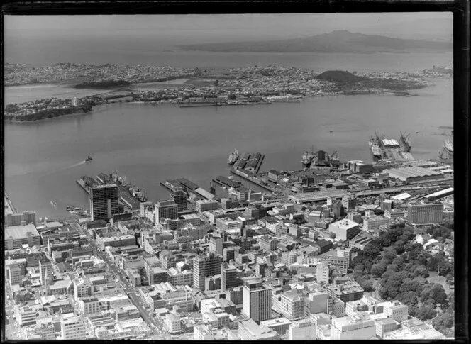 Auckland city and harbour