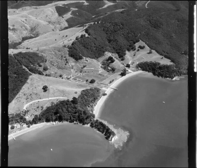 Cowes Bay, Waiheke Island