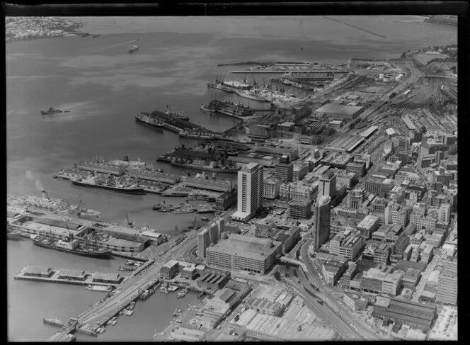 Auckland City and wharves