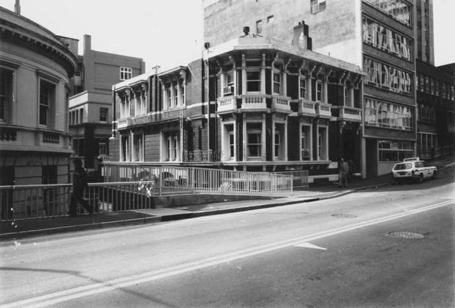 Wellington City Council : Photographs of Wellington buildings