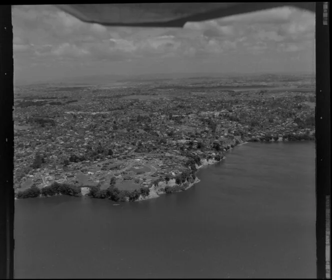Cockle Bay, Howick, with Waitemata Harbour, Auckland