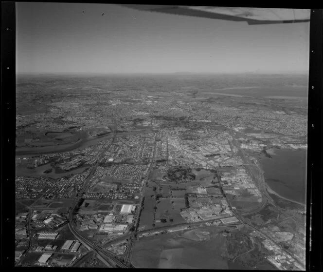 Auckland, general view at high altitude