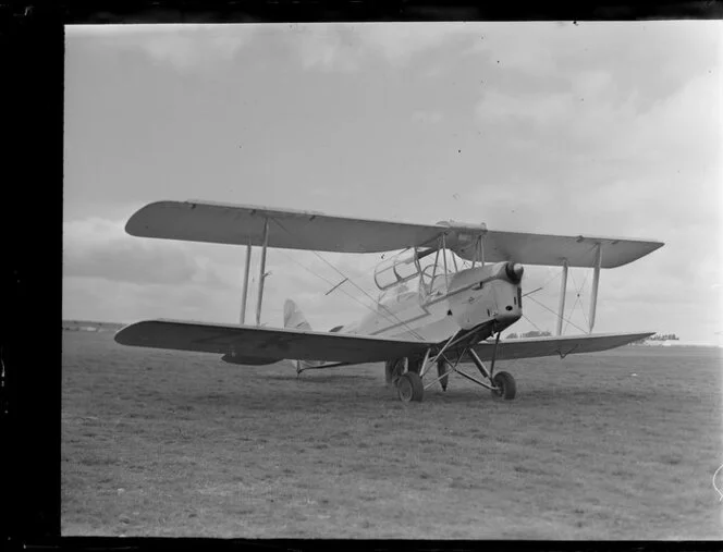 DH Tiger Moth ZK-ALL from the Waikato Aero Club at the Waikato Air Pageant