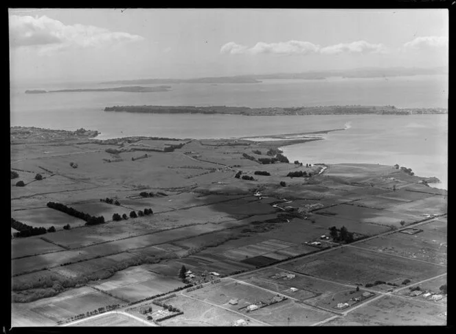 West Tamaki, looking out towards Half Moon Bay, Bucklands Beach and Motuihe Island, Auckland