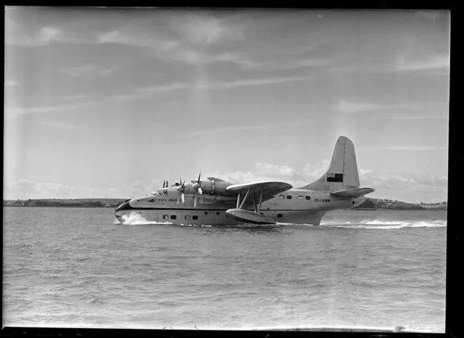 Tasman Empire Airways Ltd Short Solent flying boat RMA Ararangi ZK-AMM arriving in Auckland