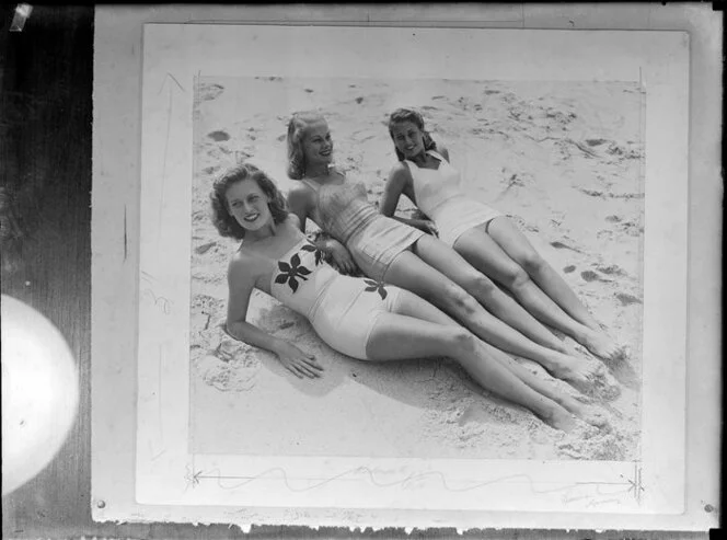 Young women on Manly Beach, Australia