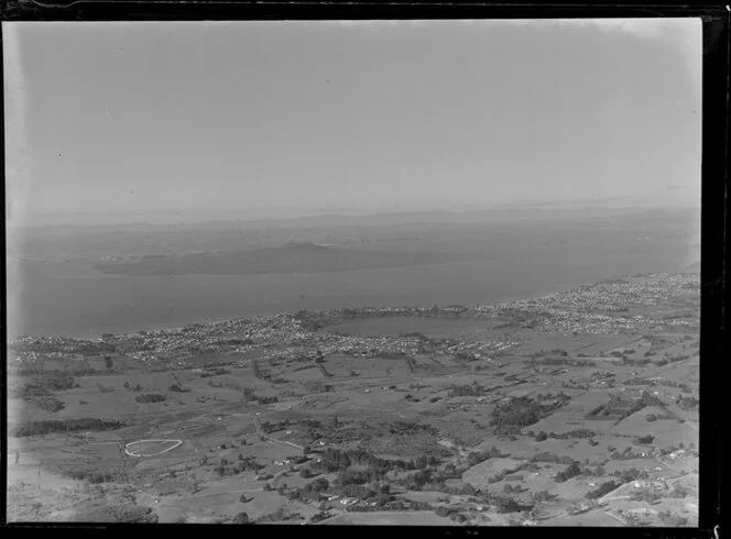 Takapuna, with Rangitoto Island in the background, Auckland